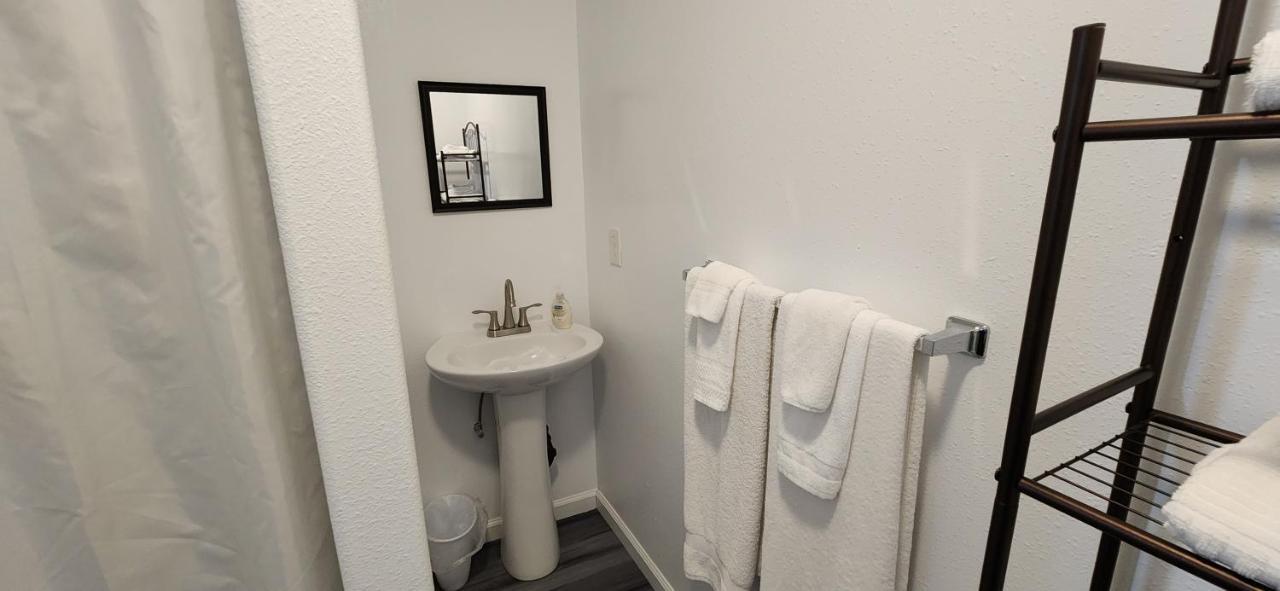 #1 New! Couples Getaway Self Checkin Studio Apt Keaau Eksteriør bilde